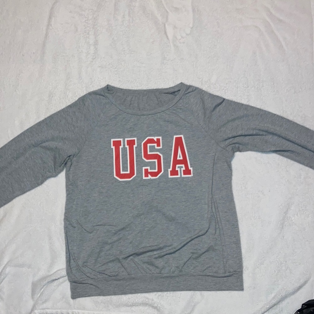 USA long sleeve gray shirt